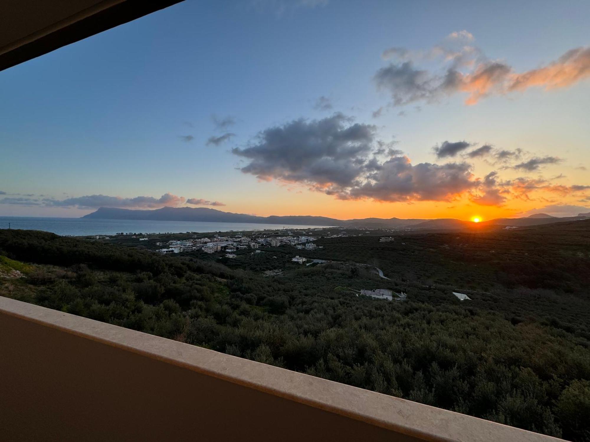 Emmanuel'S Sea View Luxury Apartment Kíssamos Exteriér fotografie